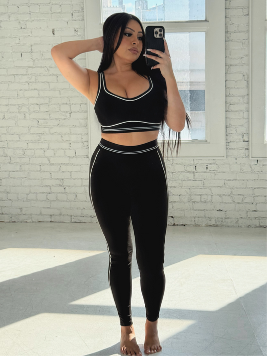 Hold it Down Black Set